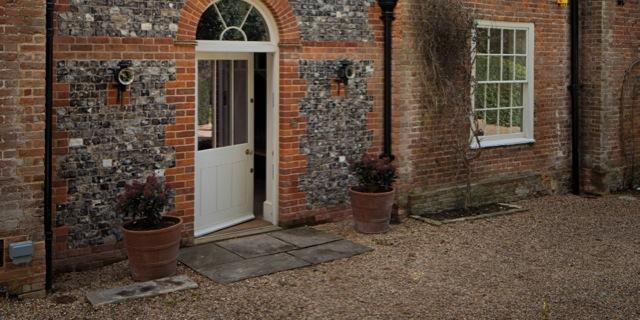 Johnston Cave Associates Architects - link to 2432