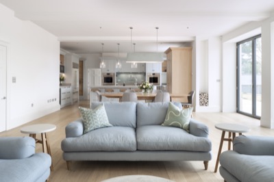 Sidebar random image